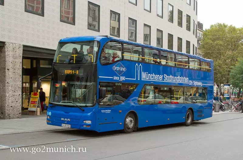 Синий автобус hop on hop off Мюнхен
